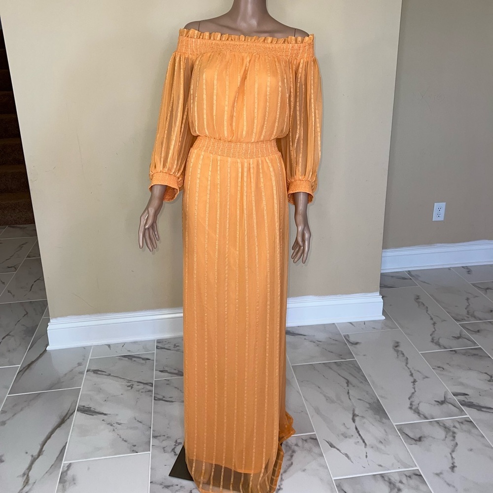 ASOS DESIGN curve off the shoulder maxi dress - Picture 8 of 12